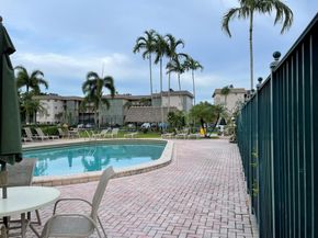 8161 SW 24th Ct 403, Davie FL 33324