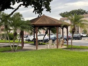 8161 SW 24th Ct 403, Davie FL 33324