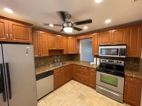 8161 SW 24th Ct 403, Davie FL 33324