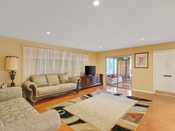 195 High Point Terrace E D, Delray Beach FL 33445