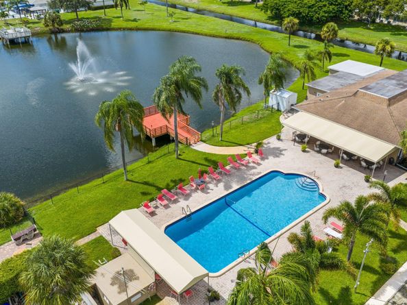 195 High Point Terrace E D, Delray Beach FL 33445