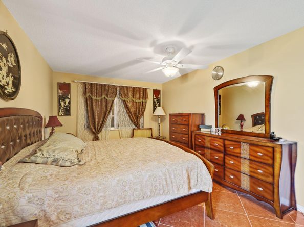 195 High Point Terrace E D, Delray Beach FL 33445