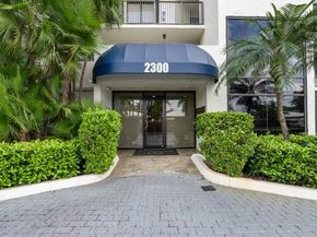 2300 NE 33rd Ave 602, Fort Lauderdale FL 33305