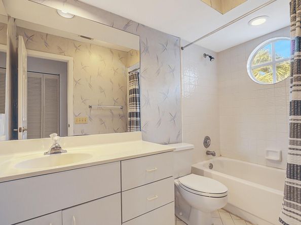 1302 Ocean Dunes Circle, Jupiter FL 33477