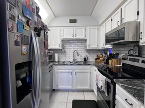 2245 SW 22nd Avenue 1030, Delray Beach FL 33445