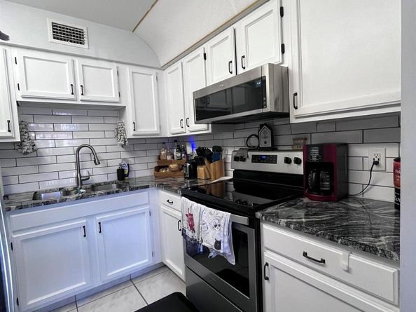 2245 SW 22nd Avenue 1030, Delray Beach FL 33445