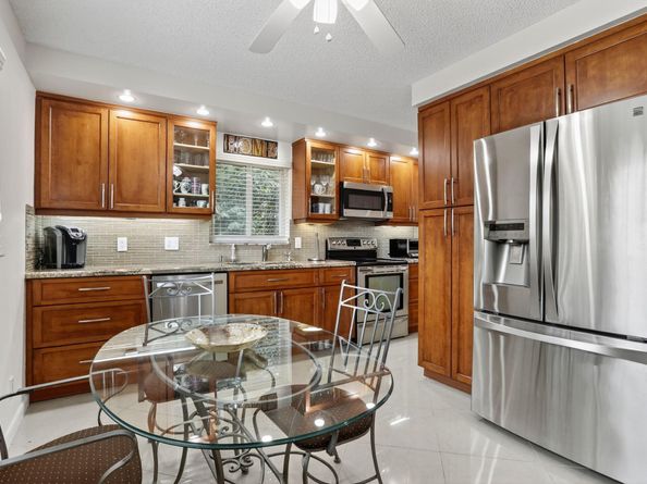 1502 Cayman Way A4, Coconut Creek FL 33066