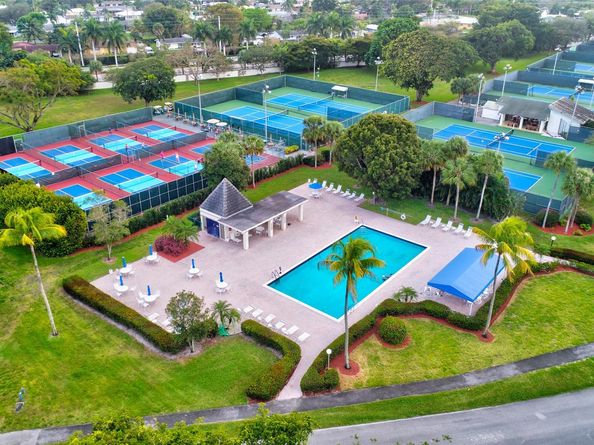 1502 Cayman Way A4, Coconut Creek FL 33066