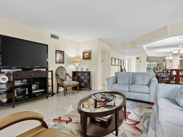 1502 Cayman Way A4, Coconut Creek FL 33066