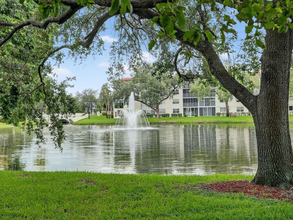 1502 Cayman Way A4, Coconut Creek FL 33066