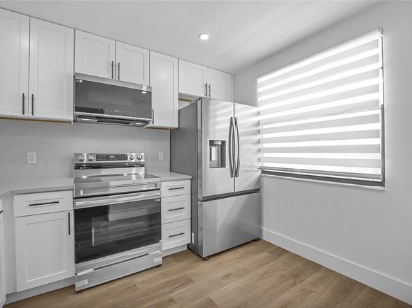 6037 Balboa Circle 401, Boca Raton FL 33433