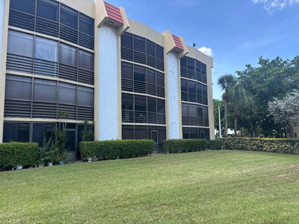 23345 Carolwood Lane 101, Boca Raton FL 33428