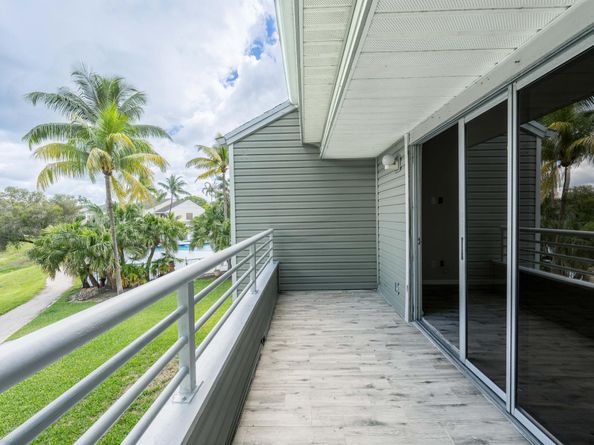 3401 NW 44th Street 206, Lauderdale Lakes FL 33309