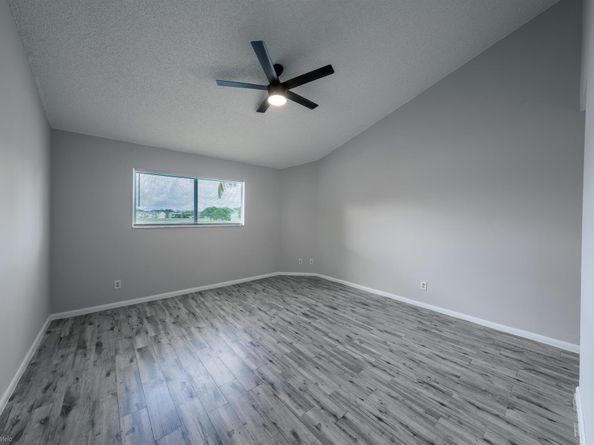 3401 NW 44th Street 206, Lauderdale Lakes FL 33309