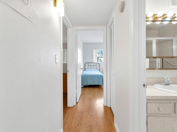 5300 Washington St D206, Hollywood FL 33021