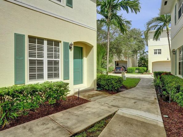 608 SW 3rd Ave, Pompano Beach FL 33060