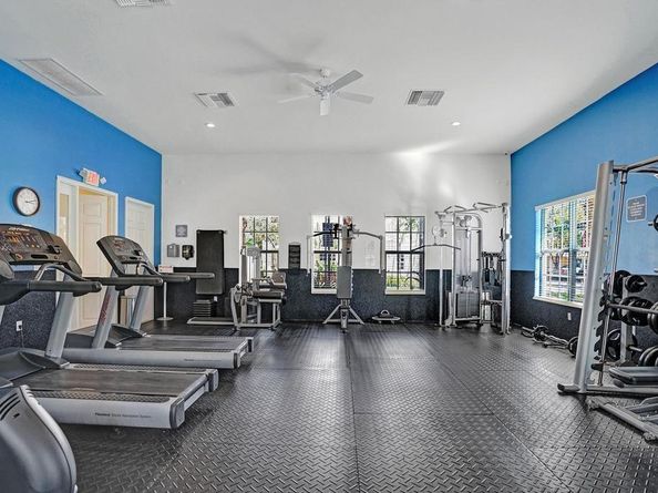 608 SW 3rd Ave, Pompano Beach FL 33060