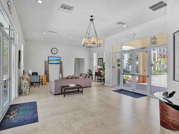 608 SW 3rd Ave, Pompano Beach FL 33060