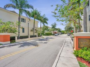 608 SW 3rd Ave, Pompano Beach FL 33060