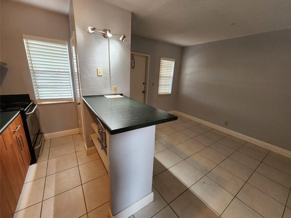 4081 N Dixie Hwy 8, Oakland Park FL 33334