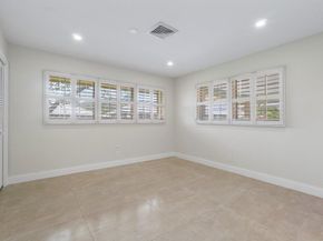 362 Yorktowne Circle, Atlantis FL 33462
