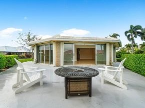 362 Yorktowne Circle, Atlantis FL 33462