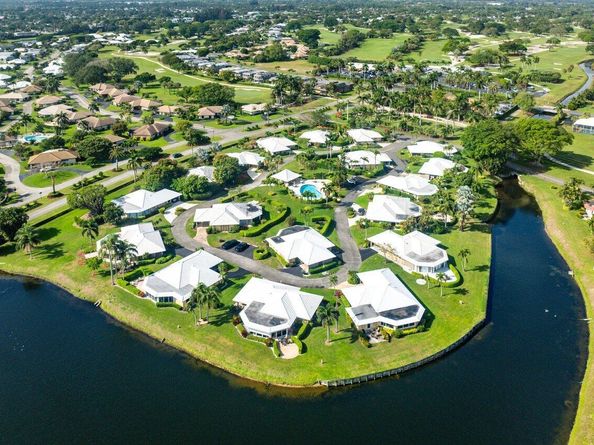 362 Yorktowne Circle, Atlantis FL 33462