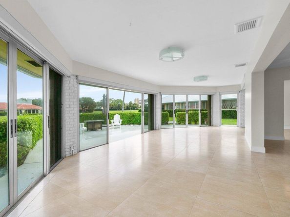 362 Yorktowne Circle, Atlantis FL 33462