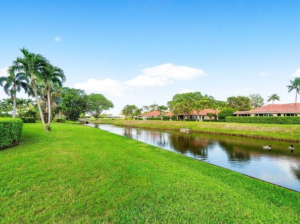 362 Yorktowne Circle, Atlantis FL 33462