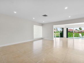 362 Yorktowne Circle, Atlantis FL 33462