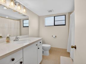 15216 Lakes Of Delray Boulevard 140, Delray Beach FL 33484