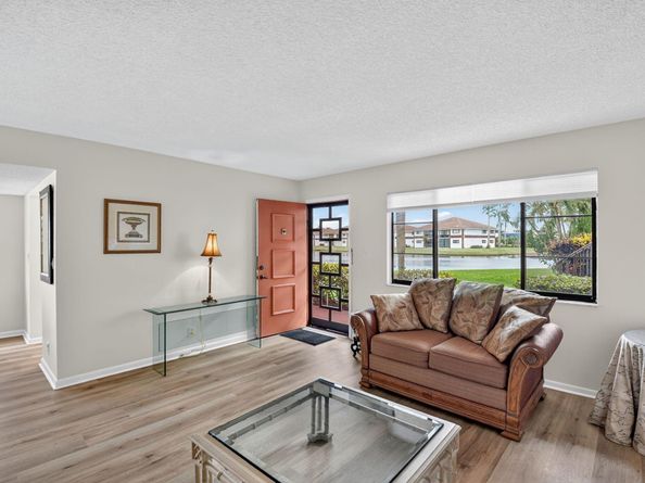 15216 Lakes Of Delray Boulevard 140, Delray Beach FL 33484