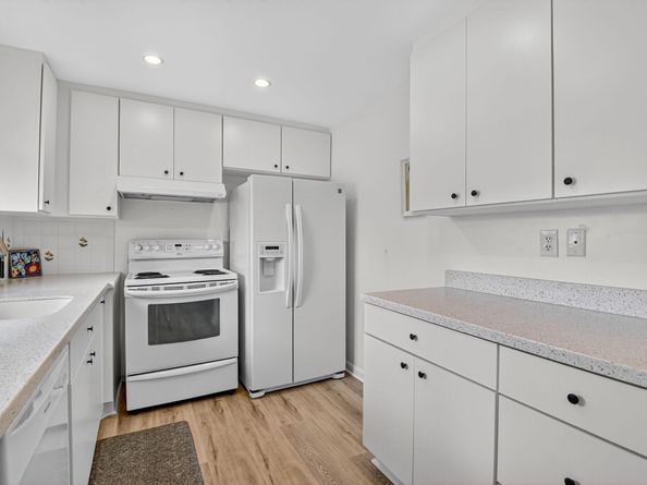 15216 Lakes Of Delray Boulevard 140, Delray Beach FL 33484