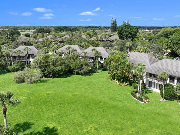 13334 Polo Club Road 300/301, Wellington FL 33414