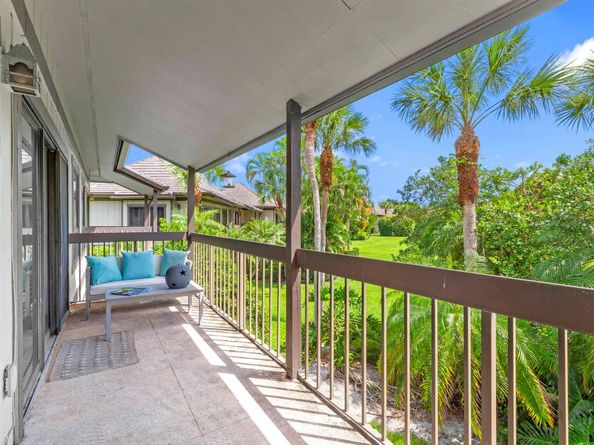 13334 Polo Club Road 300/301, Wellington FL 33414