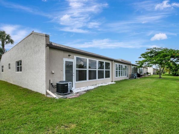 190 Lake Meryl Drive, West Palm Beach FL 33411