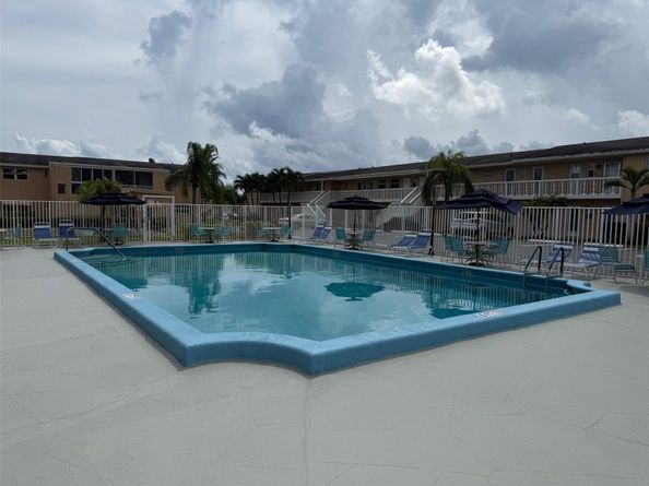 2141 NE 1st Ct 102, Boynton Beach FL 33435