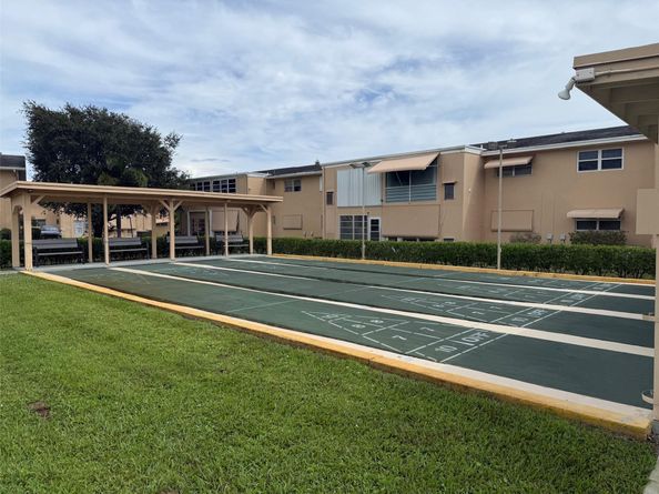 2141 NE 1st Ct 102, Boynton Beach FL 33435