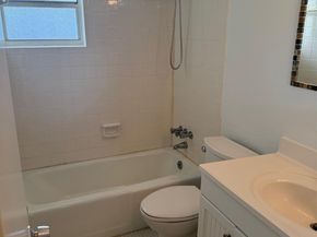 2141 NE 1st Ct 102, Boynton Beach FL 33435