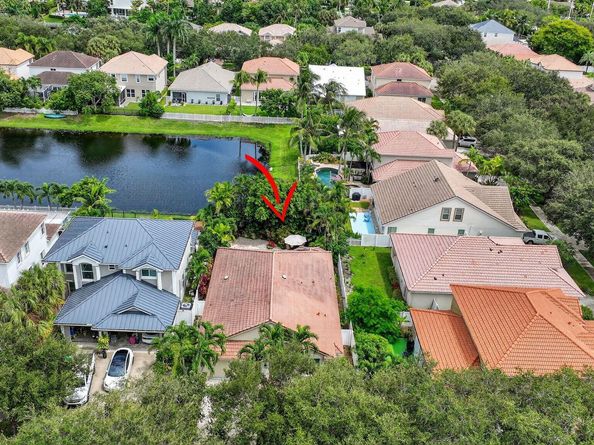523 Canoe Point, Delray Beach FL 33444