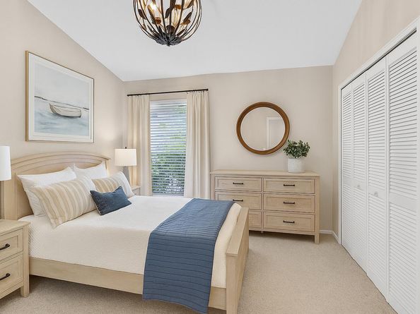 523 Canoe Point, Delray Beach FL 33444