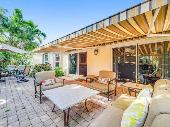 523 Canoe Point, Delray Beach FL 33444