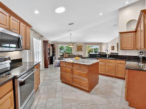 523 Canoe Point, Delray Beach FL 33444