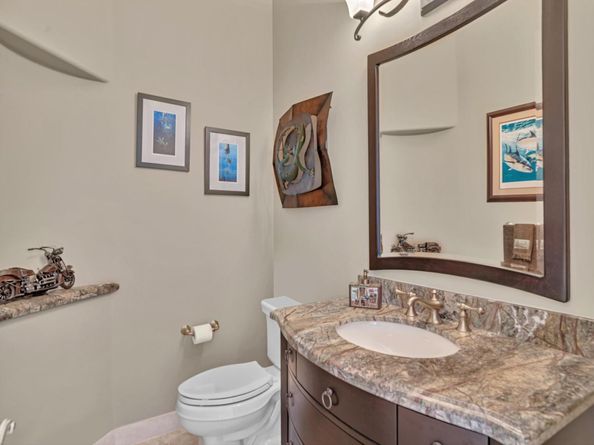 4431 NE 24th Avenue, Lighthouse Point FL 33064