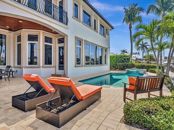 4431 NE 24th Avenue, Lighthouse Point FL 33064