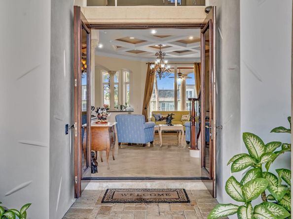 4431 NE 24th Avenue, Lighthouse Point FL 33064