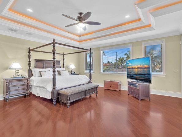 4431 NE 24th Avenue, Lighthouse Point FL 33064