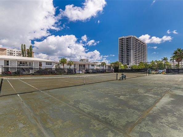 3204 Colony Club Rd 6, Pompano Beach FL 33062