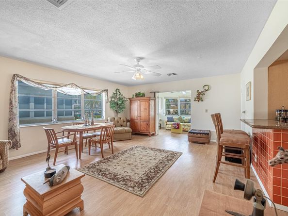 3204 Colony Club Rd 6, Pompano Beach FL 33062