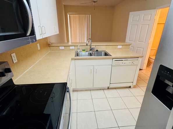 6515 Diamond Springs Terrace 2409, West Palm Beach FL 33411